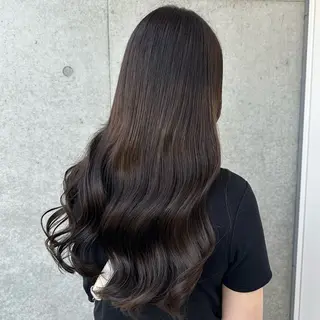 ロング カラー 🩵髪質改善🩵潤艶 ストレート💠クルミのヘアスタイル