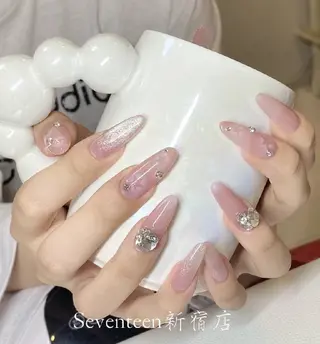 ネイル puka eyelash新宿店のマツエク・マツパデザイン
