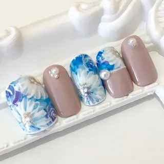 ネイル Lily 船橋 髙田 寛子のマツエク・マツパデザイン