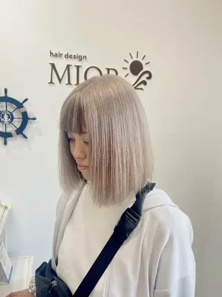 ミディアム カラー 松本 菜那のヘアスタイル