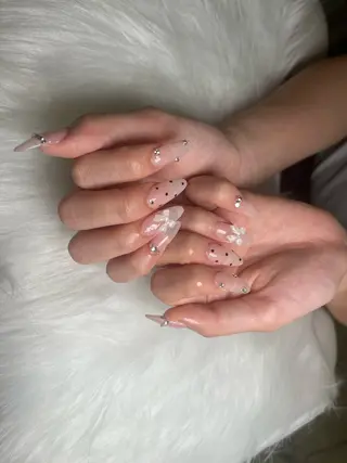 ネイル 渋谷T&B もも ロング無制限中⭐️のネイルデザイン