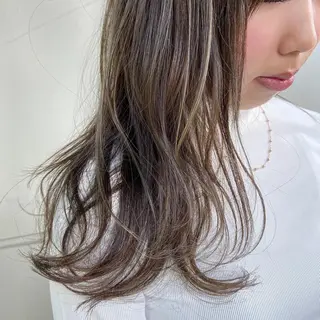 ロング カラー ハイトーン/小顔 カット/Ayumuのヘアスタイル