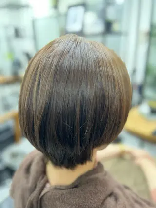 ショート カラー THE PARK キシオカのヘアスタイル