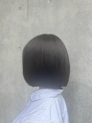ショート 艶カラー×レイヤー 🪽maiのヘアスタイル