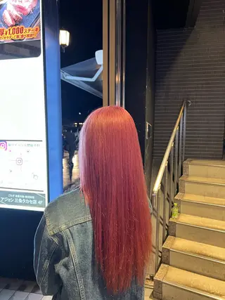ロング ハイトーンカラー 坂本 翼のヘアスタイル