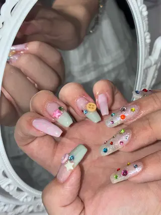 ネイル SHiHO໒꒱/渋谷 @__s2nailのネイルデザイン