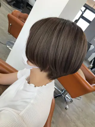 ショート カラー (産休中)磯野 風香 ReCharme新保のヘアスタイル