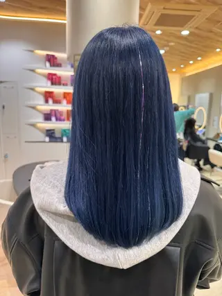 セミロング カラー Ashanti 有川のヘアスタイル
