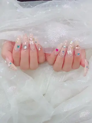 ロング ヘイシ ユウカのネイルデザイン