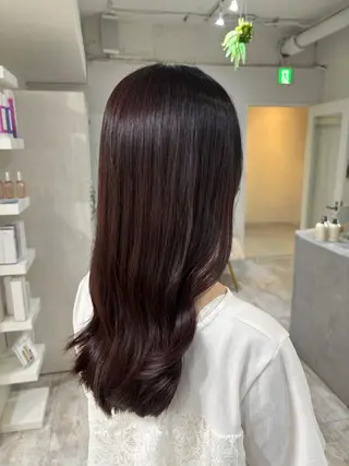 ロング カラー piLLon mayuのヘアスタイル