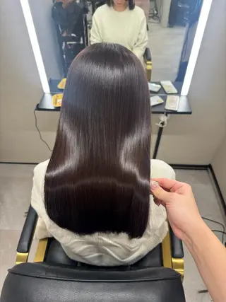 セミロング 髪質改善サロン 南船場　みおのヘアスタイル