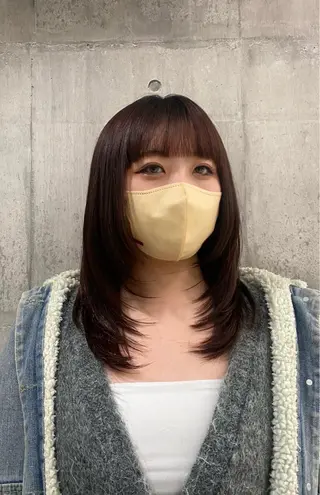 セミロング カラー ヘアアレンジ 🌈【🎀ヘアデザイ ナー🎀】✨ノン✨のヘアスタイル