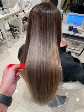 ロング モデル募集中🫧 🩵しゅら🩵のヘアスタイル