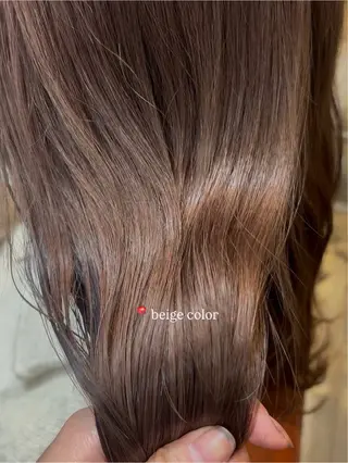 ロング 小松 美咲のヘアスタイル