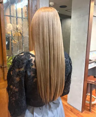 ロング カラー ヘアアレンジ 烏山 達也のヘアスタイル