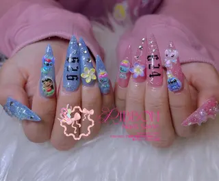 ネイル Luna ri..のネイルデザイン