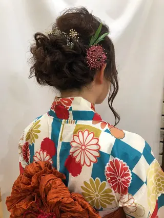 セミロング ヘアアレンジ はやしほのか｜ マンツーマン美容師のヘアスタイル