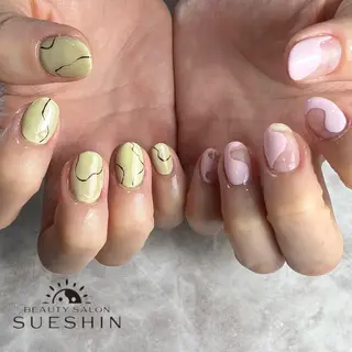 ネイル S ueshinのネイルデザイン