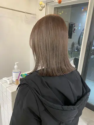 ミディアム カラー natsune /レイヤーカットのヘアスタイル