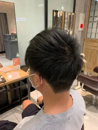 メンズ アイリスト 蓑島伶奈の眉毛・アイブロウイメージ