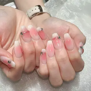 ネイル Queens 榊 まおのネイルデザイン