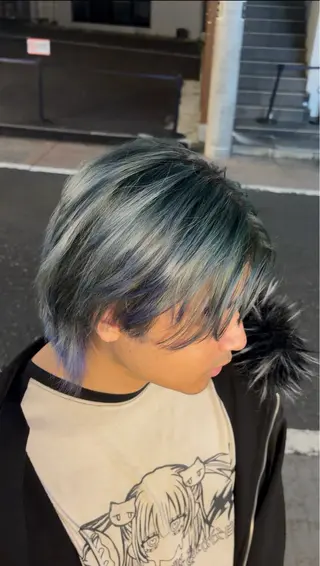 カラー メンズ デザインカラー🌈 メイク💄ヒカリ🌟のヘアスタイル
