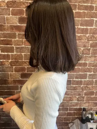 ミディアム カラー パーマ ヘアアレンジ メンズ キッズ ネイル マツエク・マツパ アイブロウ 久木原 ゆりのヘアスタイル