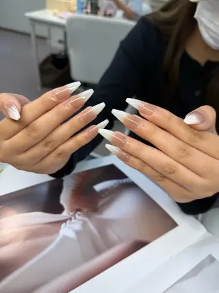 ネイル Mira Nail Studioのネイルデザイン