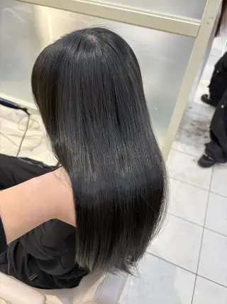 よねけん/透明感 カラーのヘアスタイル