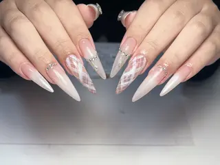 ネイル 心斎橋Mione nail salonのネイルデザイン