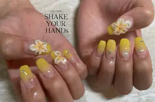 ネイル ネイルスタジオ シェイクユアハンズのネイルデザイン
