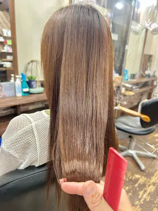 ロング 神 甚八のヘアスタイル