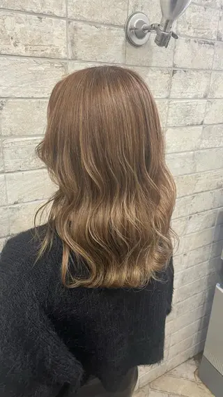 ロング カラー 櫛部洸貴/ 頭皮改善、髪質改善のヘアスタイル