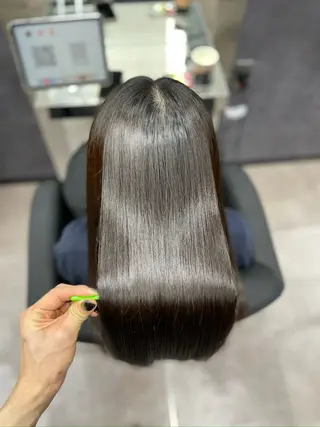 ロング CYNTHIADUE 店長| IRISUのヘアスタイル