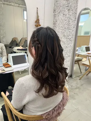 セミロング ヘアアレンジ 透明感カラー/名古屋 /栄/木下奈々望のヘアスタイル