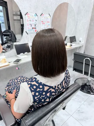 ショート カラー 🌺ハイトーン🌺 矢葺 なぎさ🌺🌺のヘアスタイル