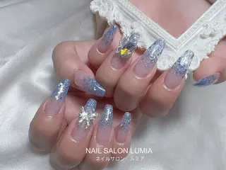 ネイル ネイルサロン ルミア Lumia 店長施術のネイルデザイン