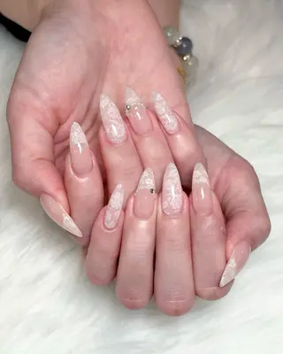 ネイル Aria Nail Beautyのネイルデザイン