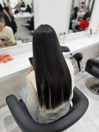 ロング カラー ラベンダー💜 グレージュ🩶のヘアスタイル