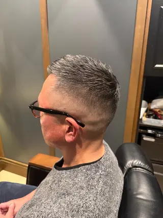 ショート 長谷川 真那のヘアスタイル