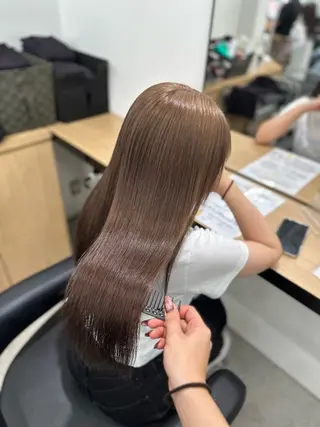 カラー 透明感カラー🫧 EMAのヘアスタイル