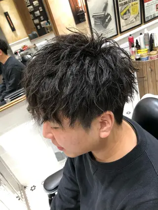 パーマ メンズ カット無料/髪質改善 髪質根本改善/艶髪のヘアスタイル