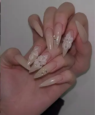 ネイル Lenie Nail Salonのネイルデザイン