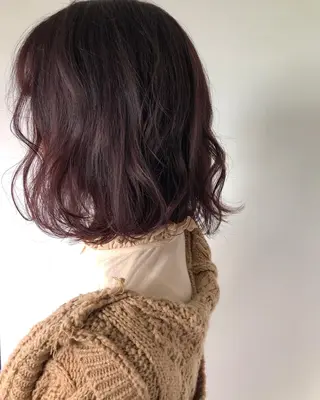 ミディアム 梅田 千亜希のヘアスタイル