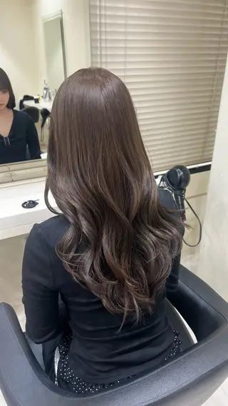 ロング カラー ヘアアレンジ 韓国レイヤー&ピンク 艶髪🩶maikoのヘアスタイル