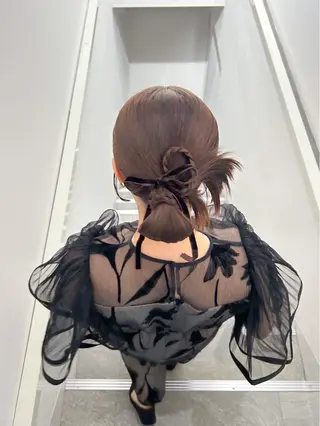 ロング ヘアアレンジ AKO .のヘアスタイル