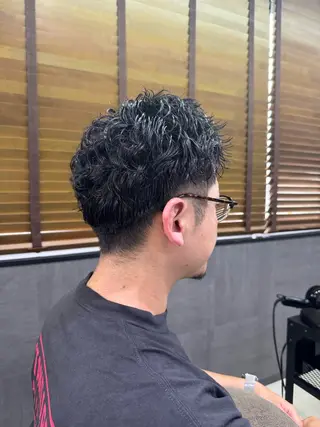 ショート パーマ メンズ メンズスタイリスト ティアラ👑のヘアスタイル