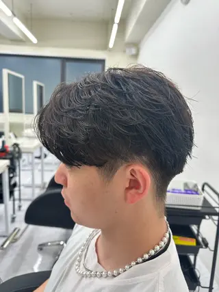 パーマ 岡部 琉斗のヘアスタイル