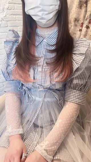 ロング SHIN/レイヤー カット×クロスパーマのヘアスタイル