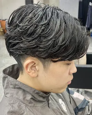 パーマ メンズ GLOP HOMME 店長 アオトのヘアスタイル